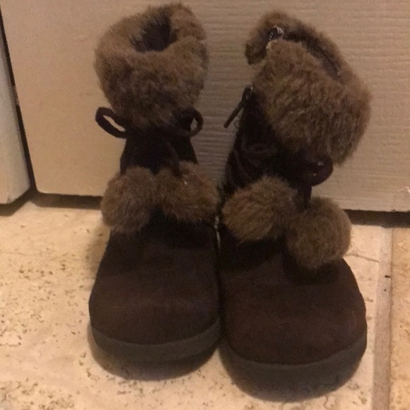 Wonderkids girls boots. Brown, size 10 youth/5yrs. - Picture 2 of 4